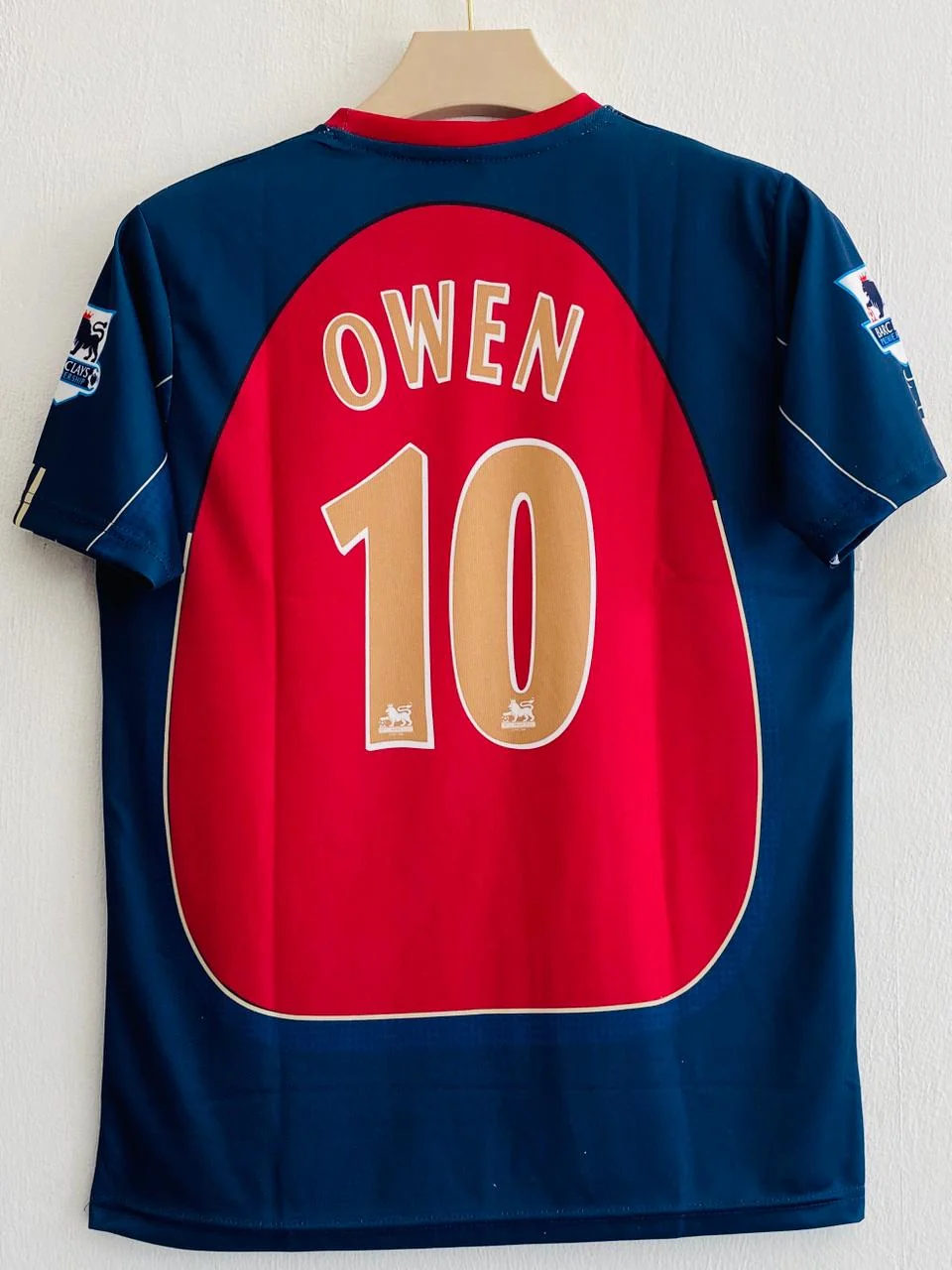 2006-07 Newcastle United Away Jersey - Michael Owen Embroidery Edition - Image 2