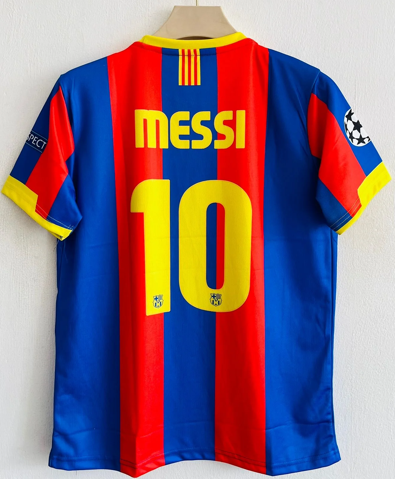 2010-11 Barcelona Home Kit - Classic Blaugrana Jersey Messi Version with Embroidered Design - Image 3