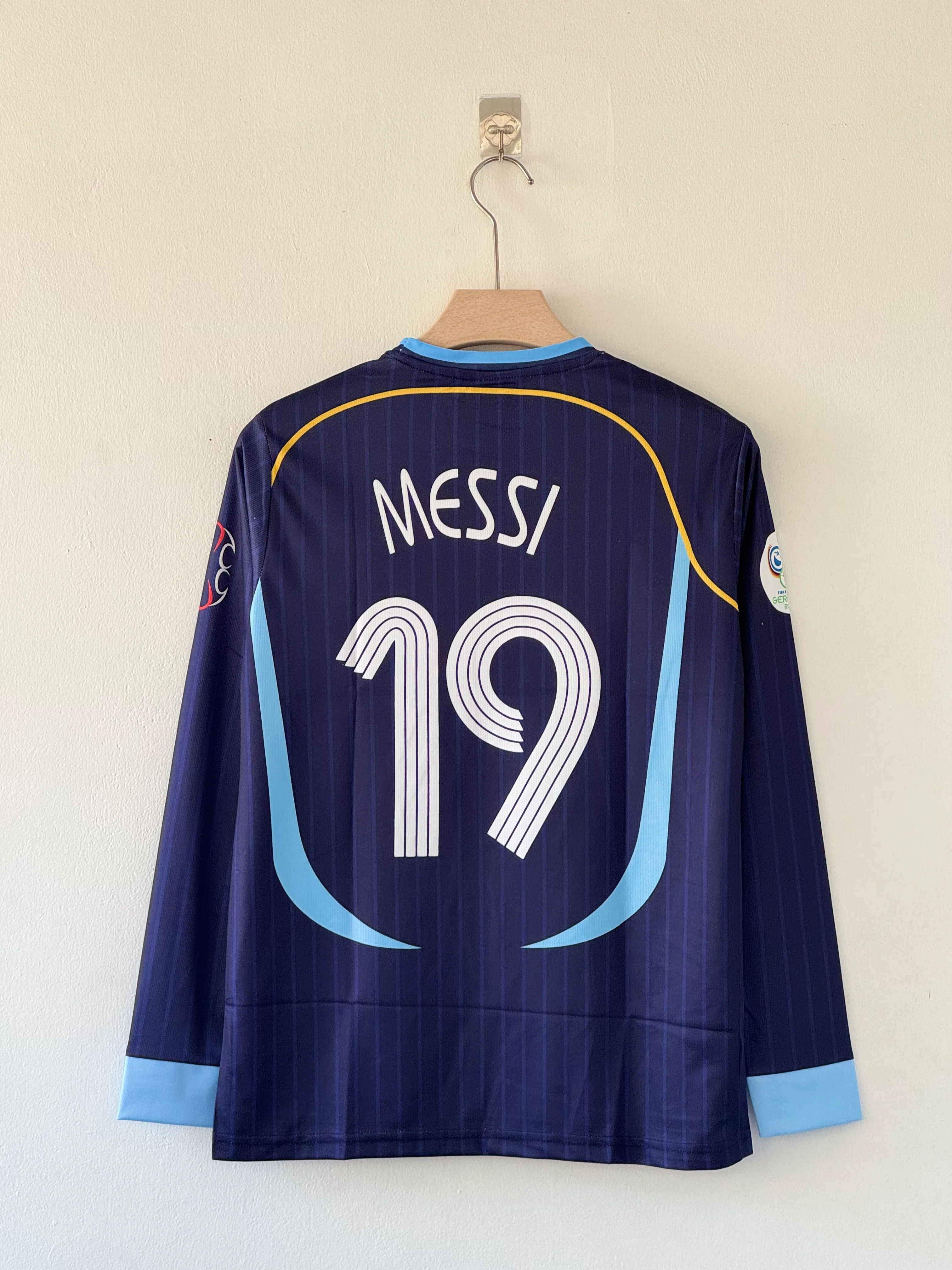 Argentina 2006 worldcup full sleeve messi edition retro jersey - Image 4