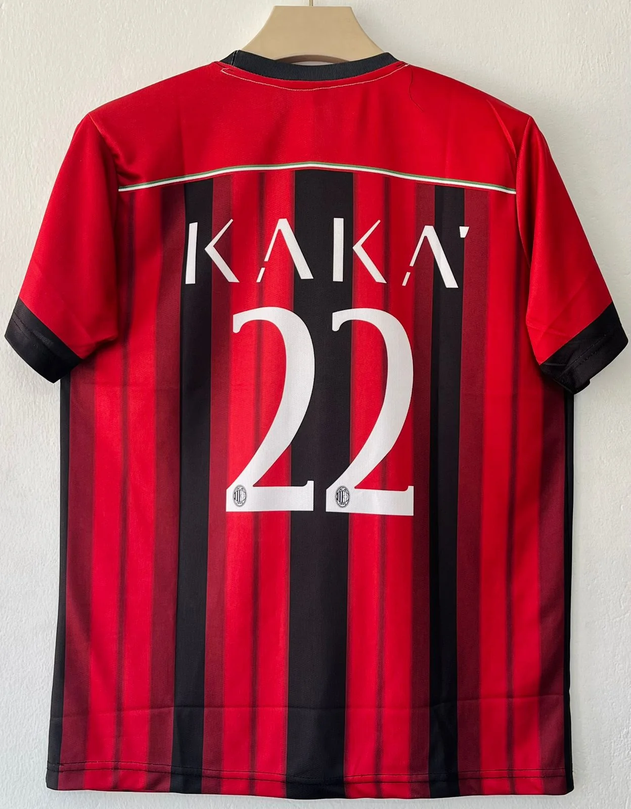 Celebrate the Legacy of Kaká with the 2014-15 AC Milan Home Jersey - Image 3