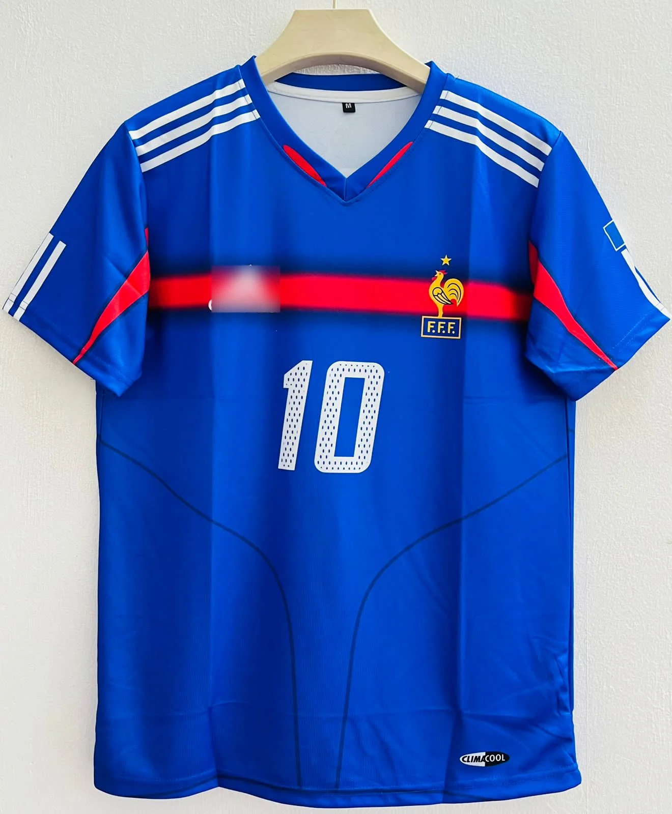 Elegance in Blue – 2004 France Home Retro Jersey – Zinedine Zidane Edition - Image 2