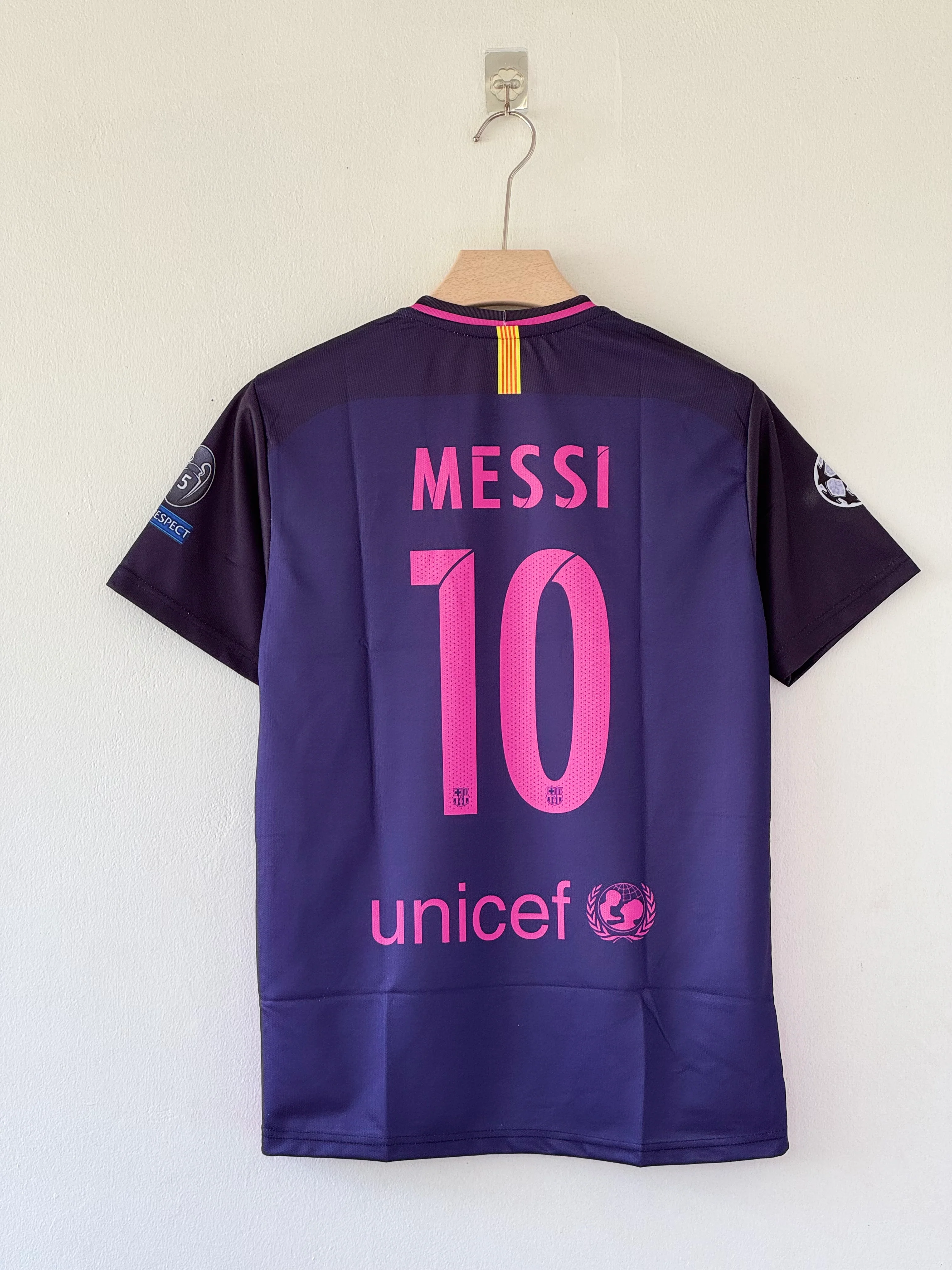 Fearless and United – The 2016/17 Barcelona Away Kit (Messi Edition) - Image 4
