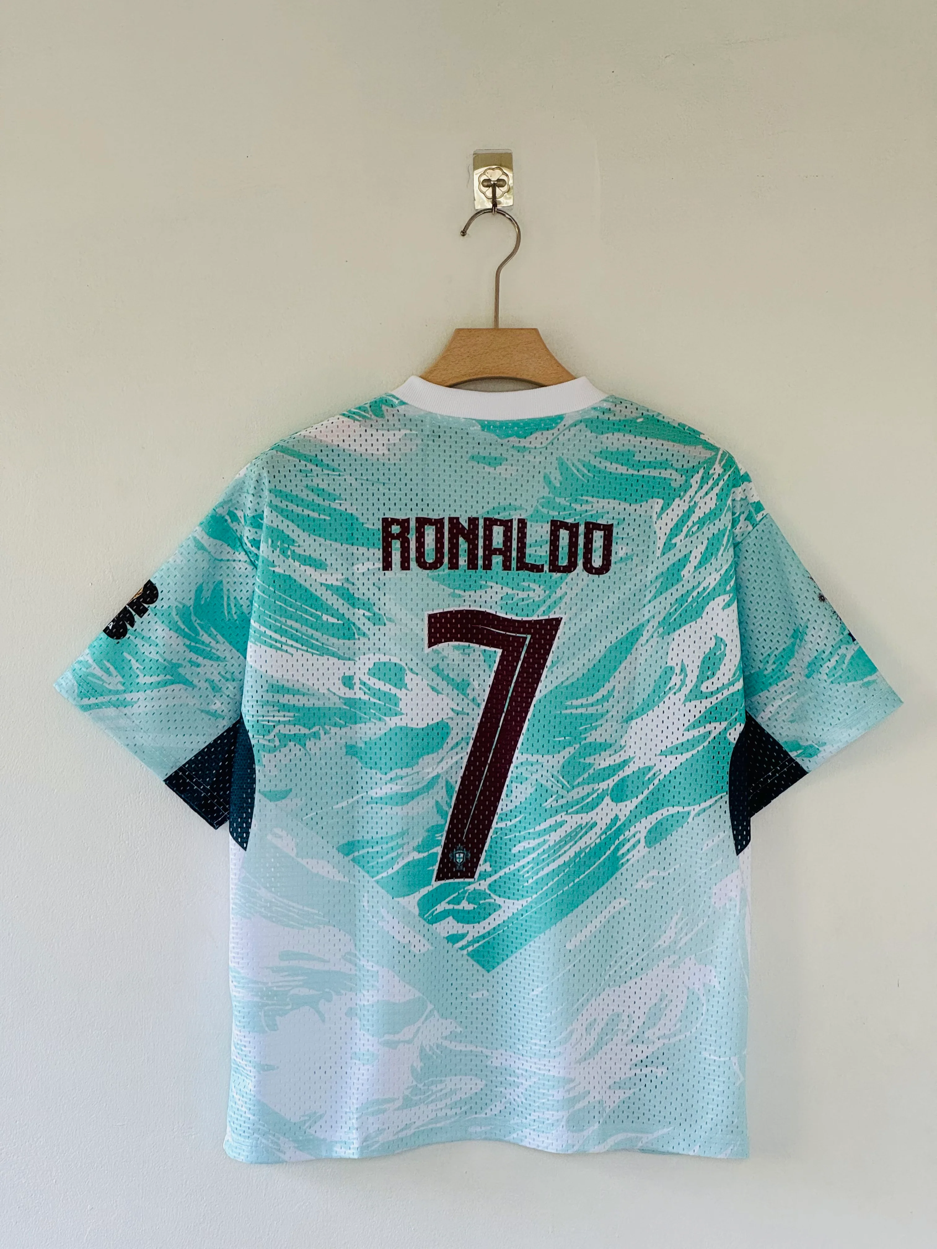FIVE SLEEVE JERSEYS PORTUGAL 2026 World cup away - Image 2