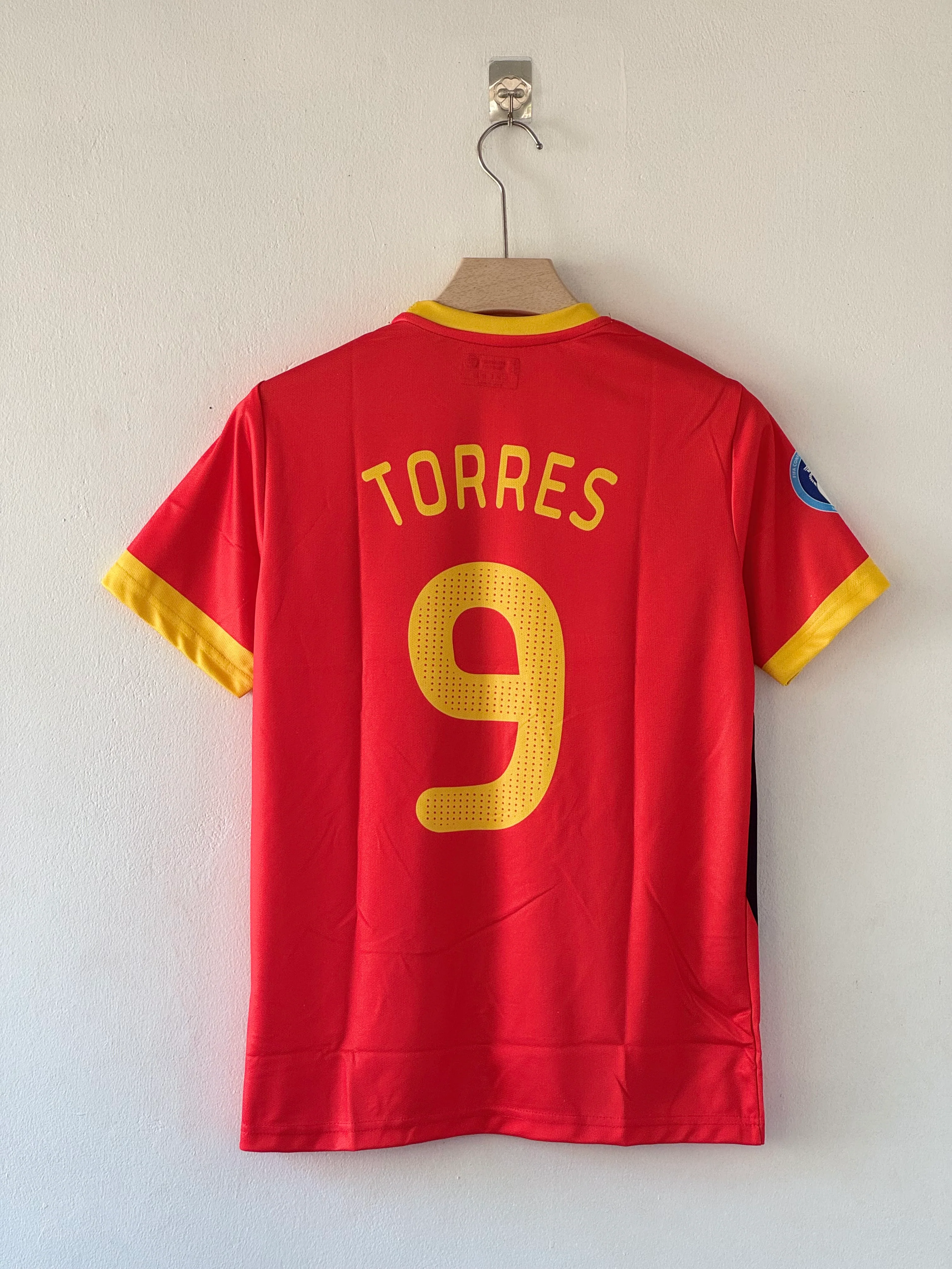 La Roja Legacy – Spain 2009 Home Kit (Torres Edition) - Image 4