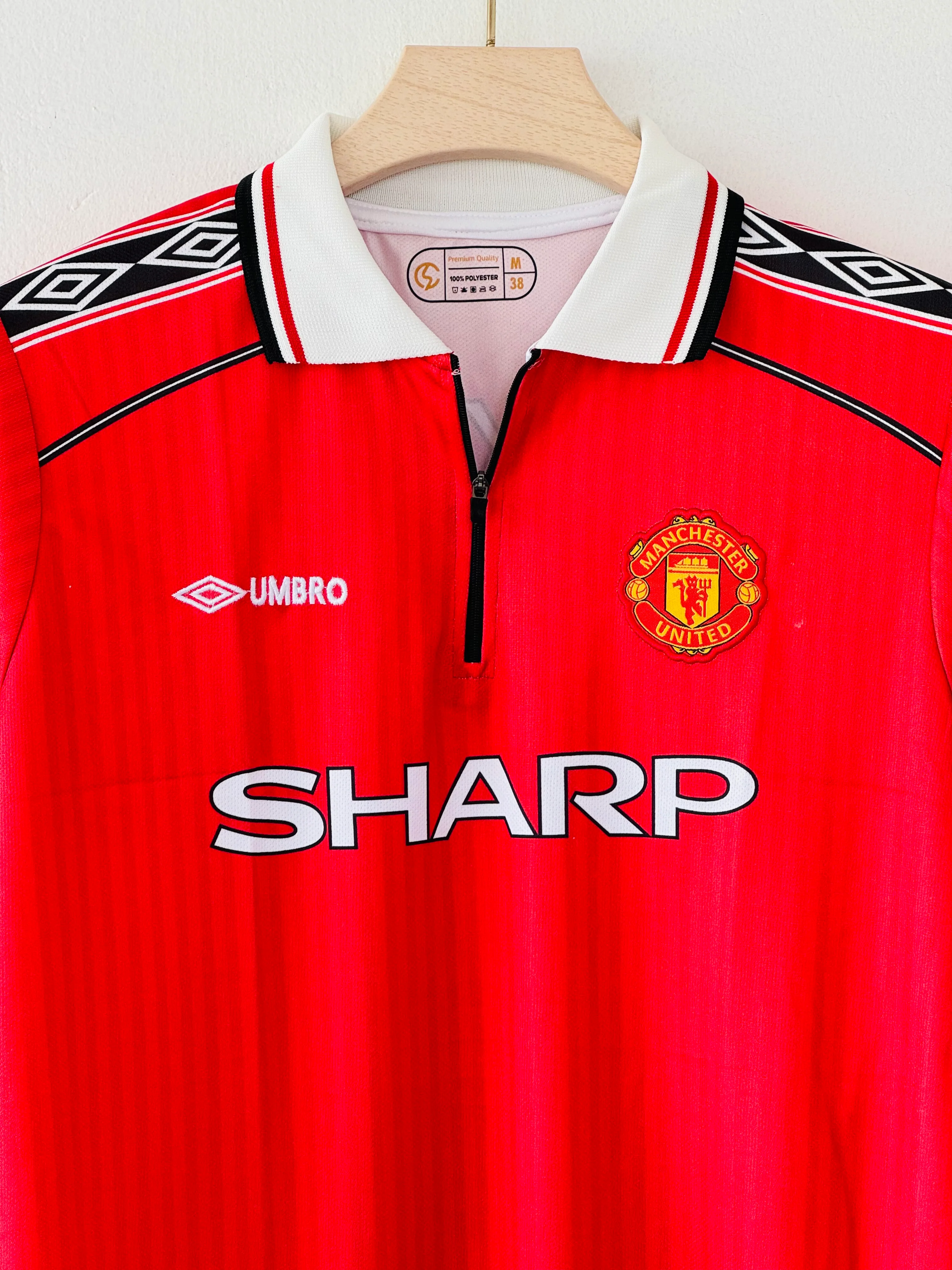 Manchester United 98-99 Beckham #7 Jersey – Iconic Tribute to the Treble-Winning Season - Image 3