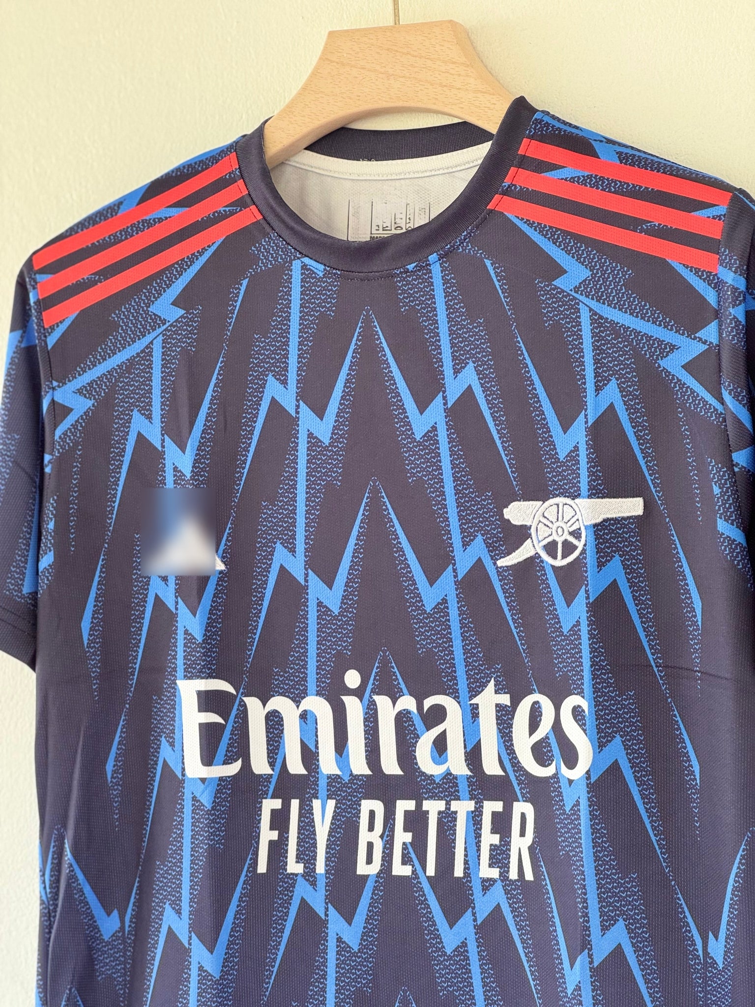 North London On Tour – Arsenal 2025/26 Away Kit - Image 3