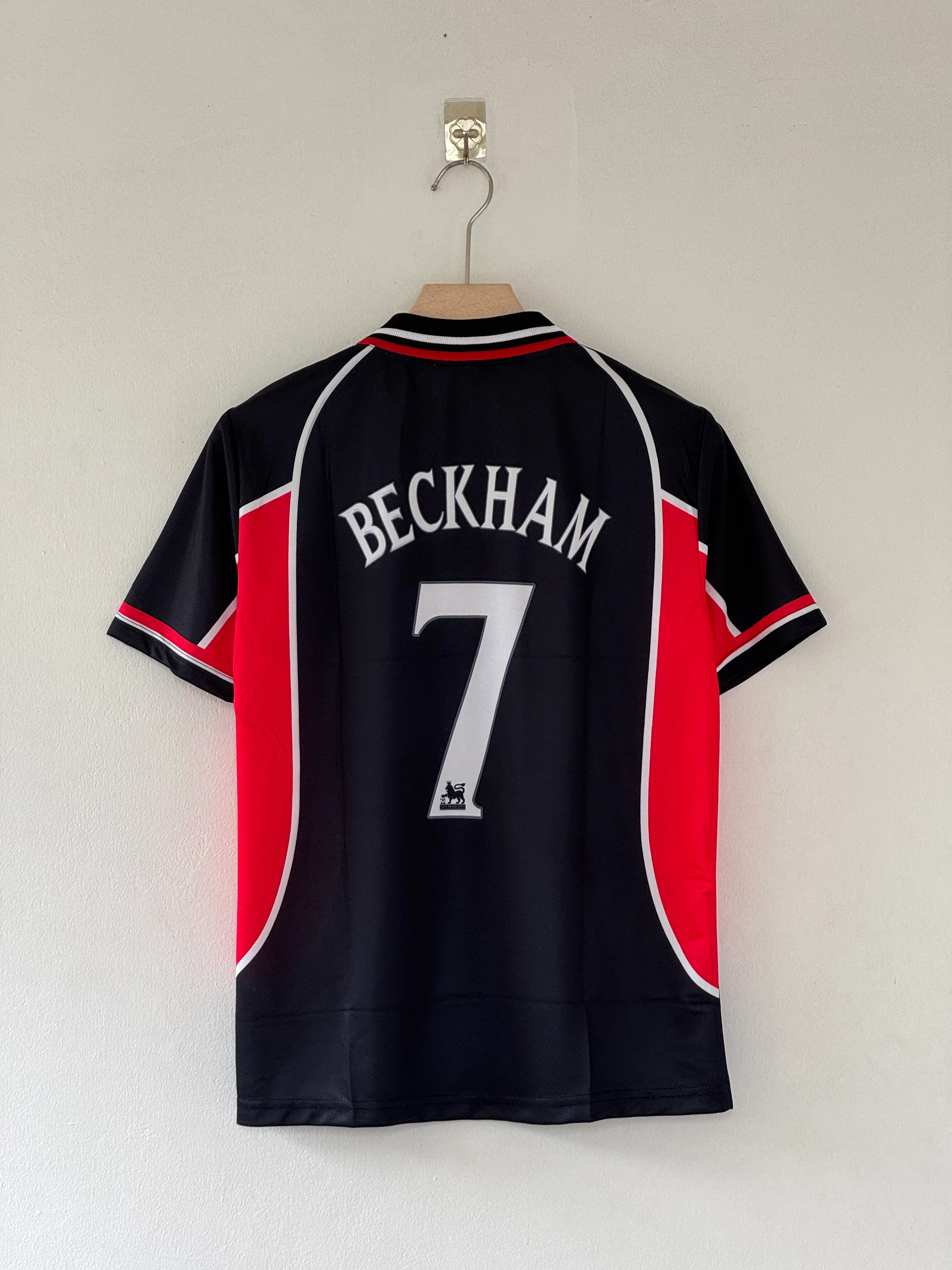 Red Devils Retro — Manchester United 2000–01 Third Jersey(polo) - Image 3