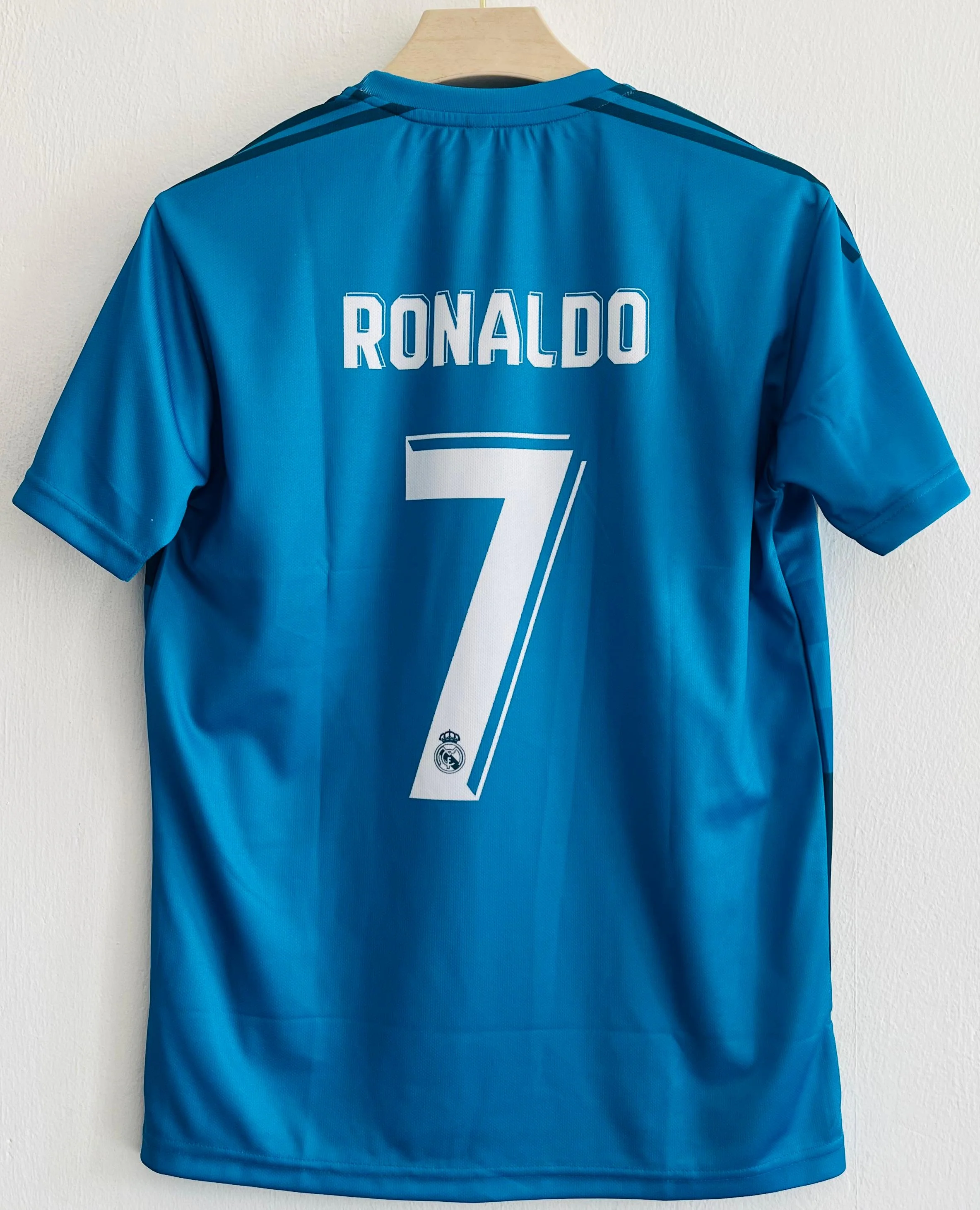 Rule the Pitch with the 2017-18 Real Madrid Ronaldo  edition - Image 3