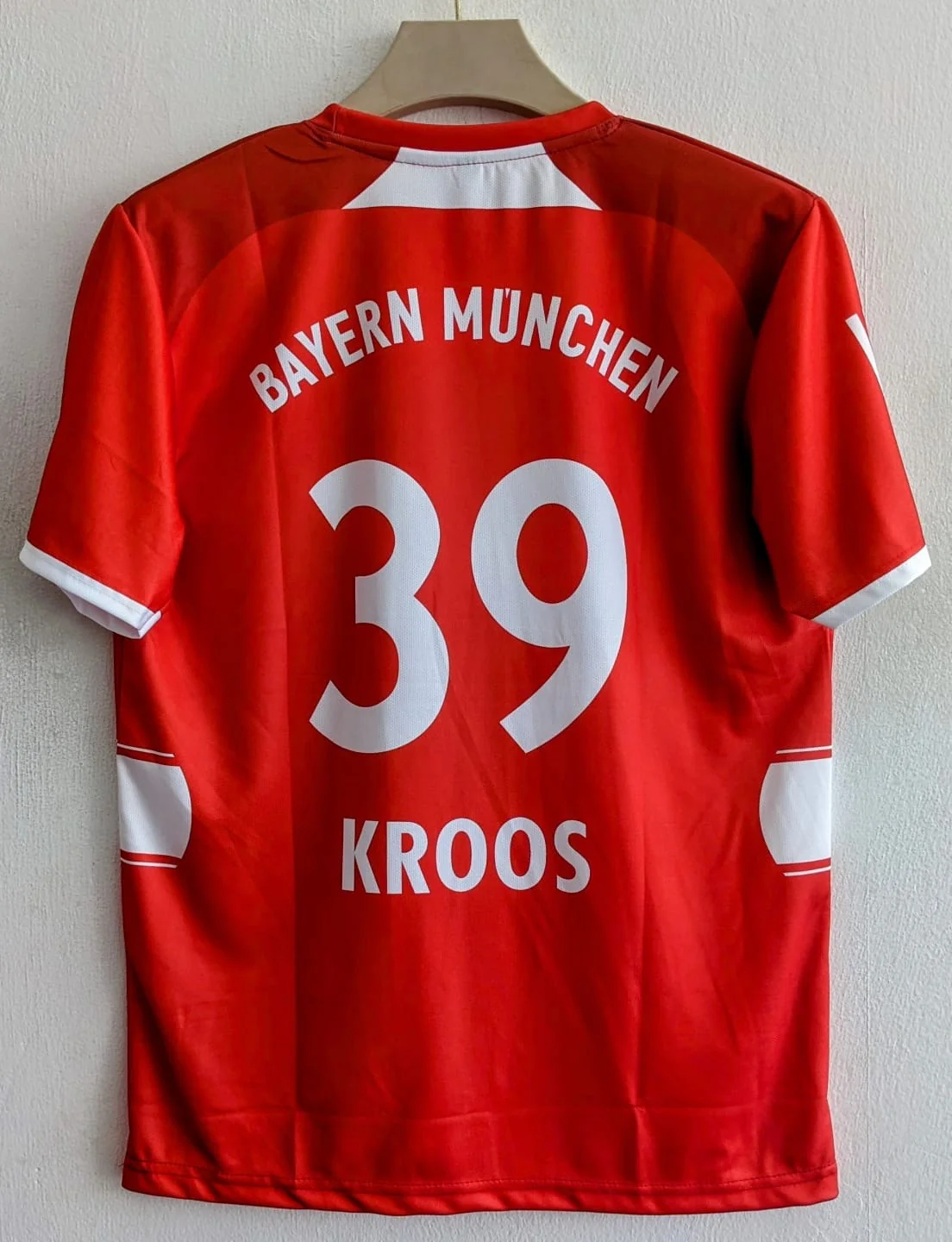 The Beginning of Brilliance – 2006-07 Bayern Munich Home Jersey – Toni Kroos Edition - Image 3