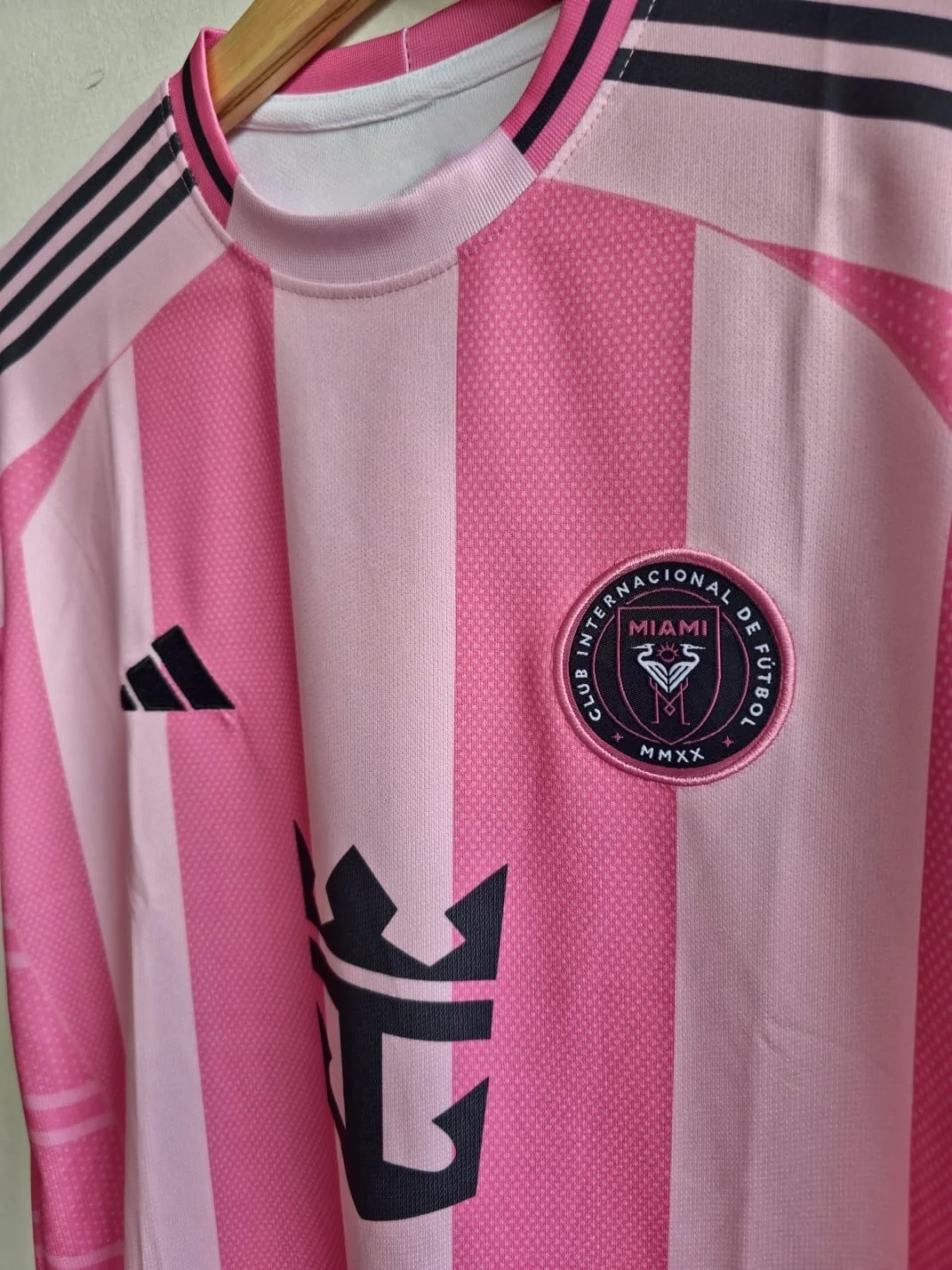 The Legend in Pink – 2025 Inter Miami Home Jersey, Messi Edition - Image 2