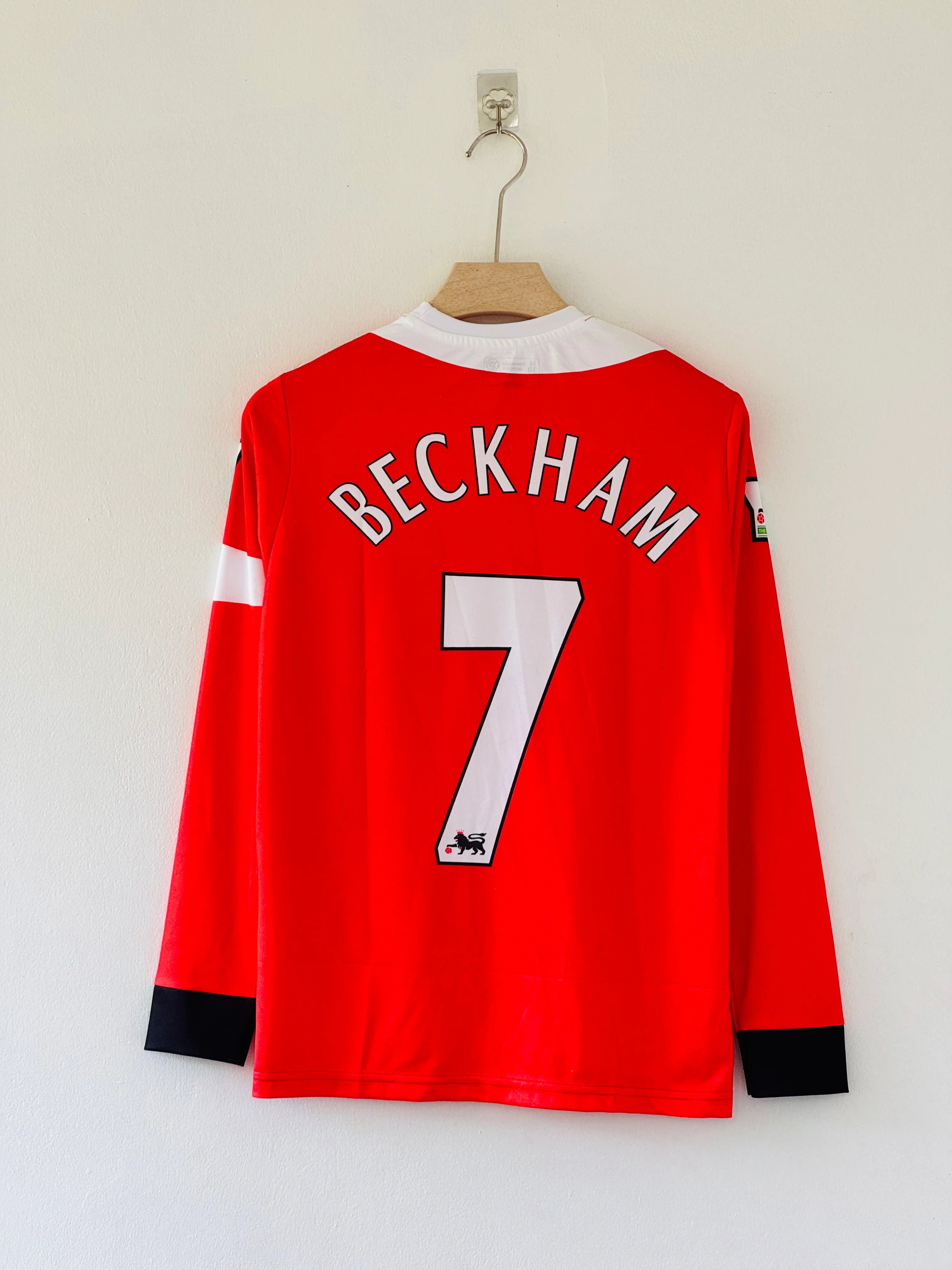 The Red Devils’ Pride – Manchester United 2004/05 Home Kit (Full Sleeve) - Image 3