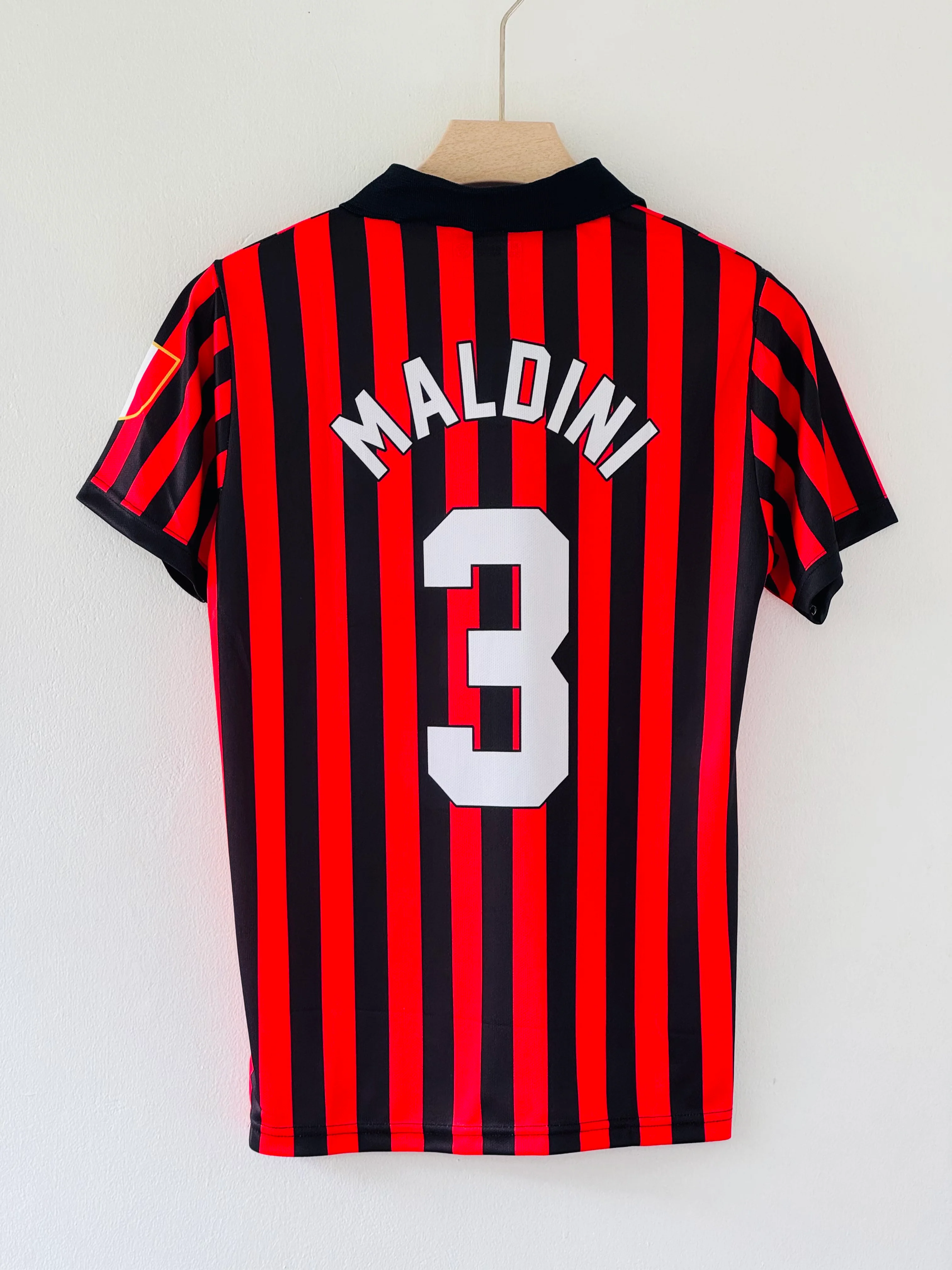 The Spirit of San Siro – 1999-2000 AC Milan Home Jersey – Paolo Maldini Edition - Image 3