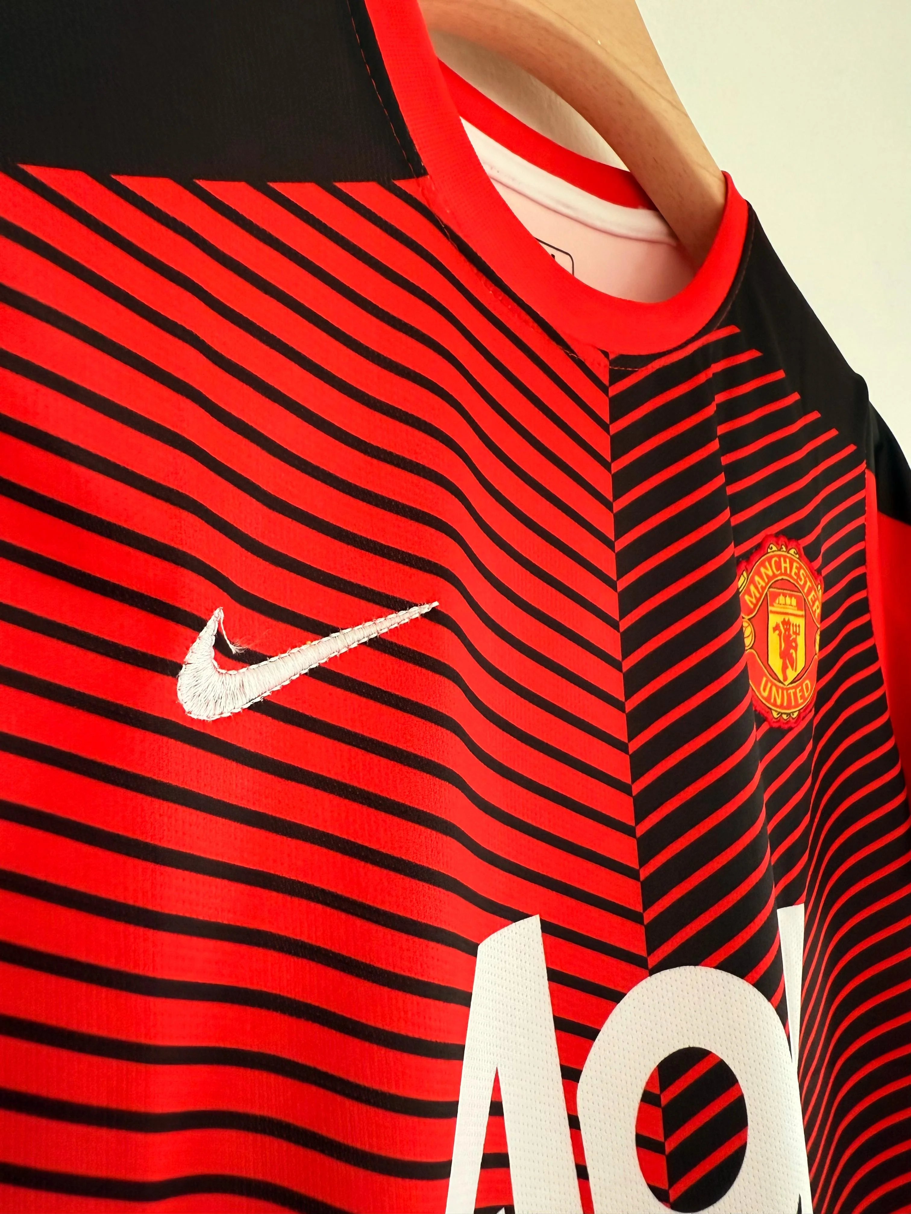 Train Like the Red Devils – Manchester United 2014/15 Training Kit - Image 4